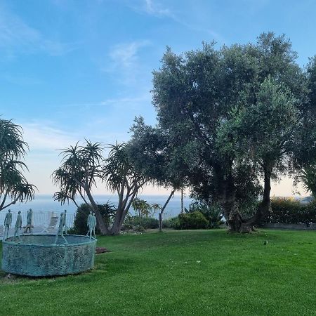 Agriturismo La Tuffatrice Imperia Exteriör bild