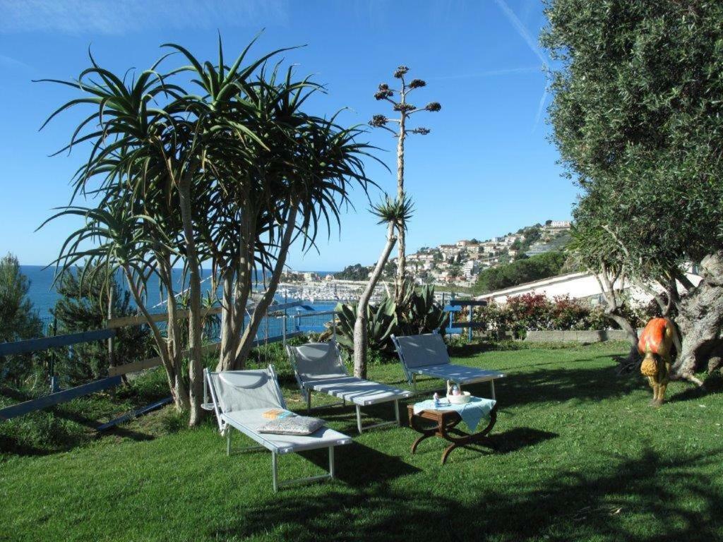 Agriturismo La Tuffatrice Imperia Exteriör bild