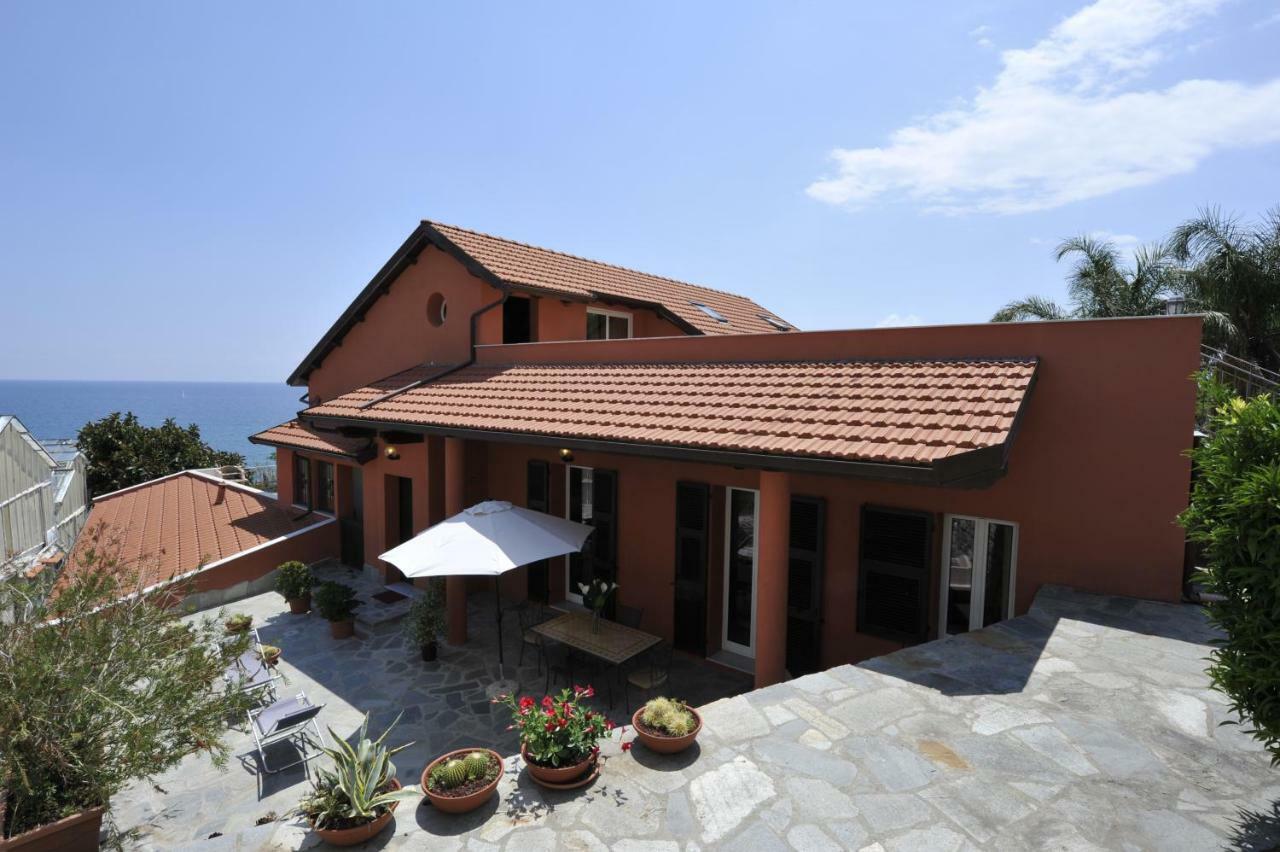 Agriturismo La Tuffatrice Imperia Exteriör bild